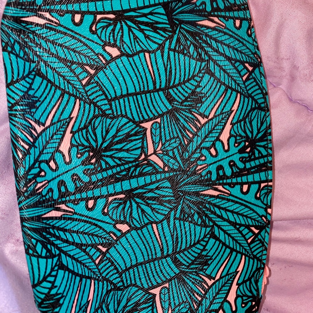 Ipsy makeup bag